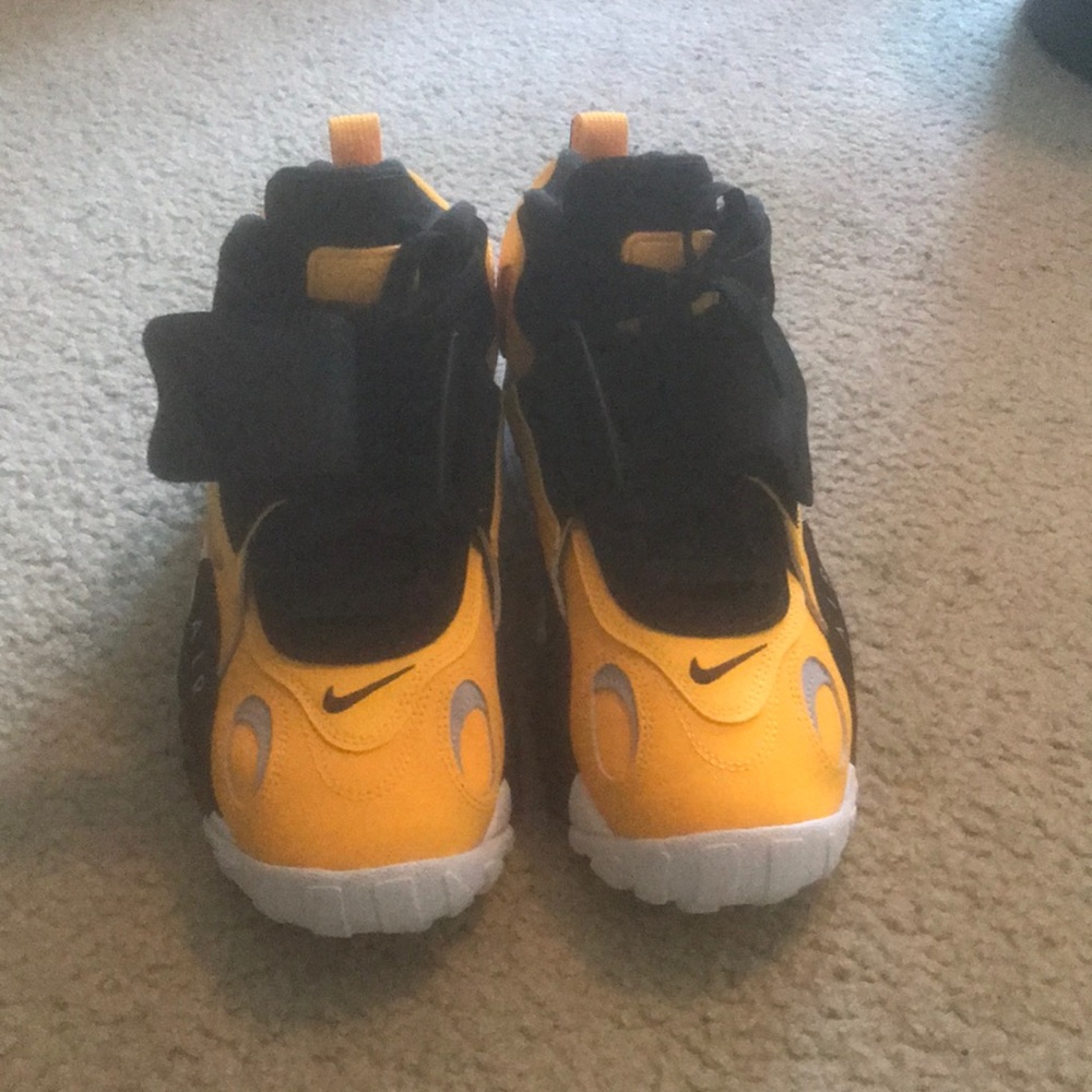 Nike AirMax speed turf